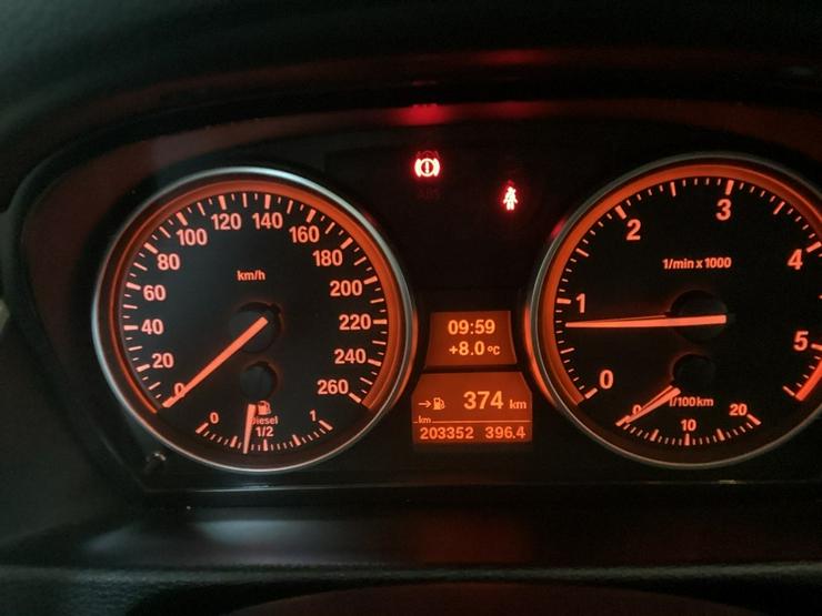 Bild 5: BMW X1 sDrive 18d