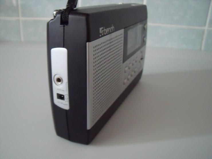 Bild 8: Tragbares  UKW FM AM  Radio Tisch Radio tragbar Bataree.+ Geschenk .