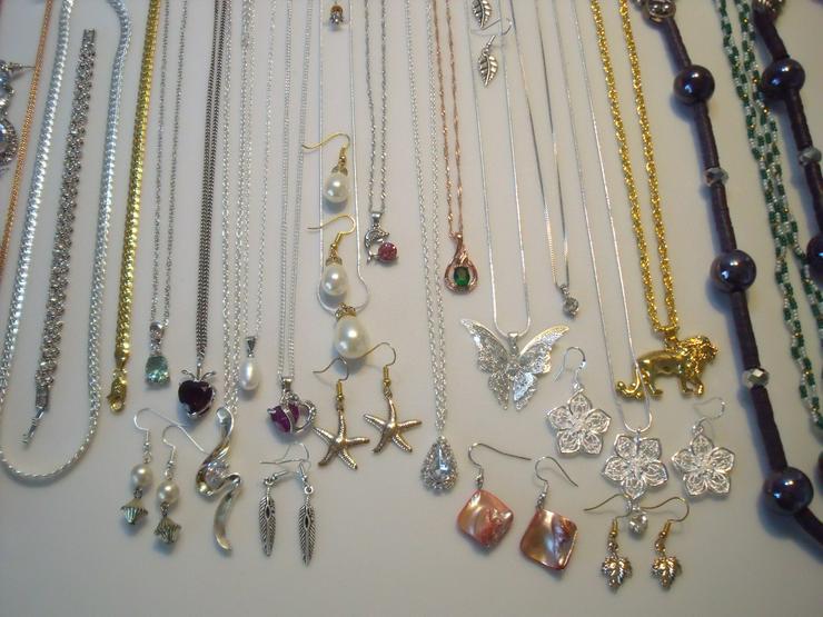 Bild 11: Konvolut Schmuck Silber 925, Gold 24 Kr , Ketten Ringe,Ohringe..Ca 75 Stück .