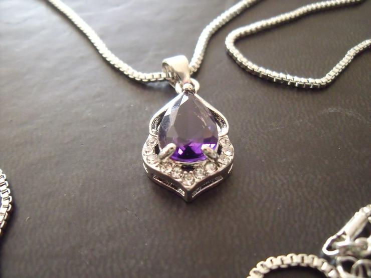 Bild 14: Konvolut Schmuck Silber 925, Gold 24 Kr , Ketten Ringe,Ohringe..Ca 75 Stück .