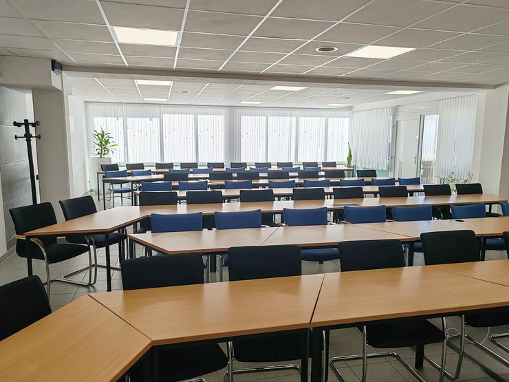 Bild 11: Eventlocation, Veranstaltungsraum, Partyraum, Schulanfang, Feiern, Workshop