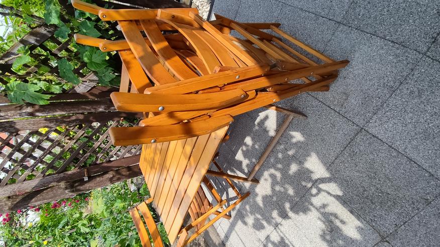 Bild 2: Terassen-Sitzgarnitur mit Tisch und 4 Stühle aus Buchenholz
