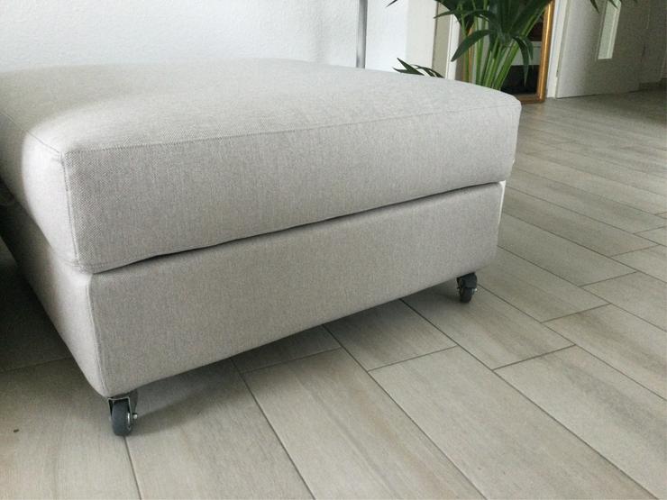 Hocker / Fußablage mit Stauraum