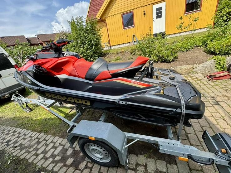 Sea-Doo RXT 300 RS | 2020 | 300 PS | Top-Zustand | inkl. Trailer & Zubehör