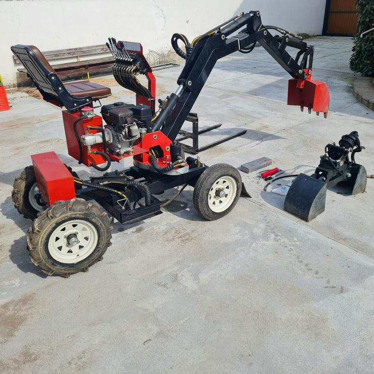 Bild 3: Minibagger RH-D500 mit Räder