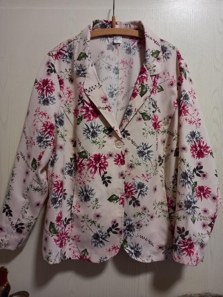 Bild 3: Eleganter Blumen-Blazer in Rosa – Größe 48 | Top Zustand | Femininer Look!