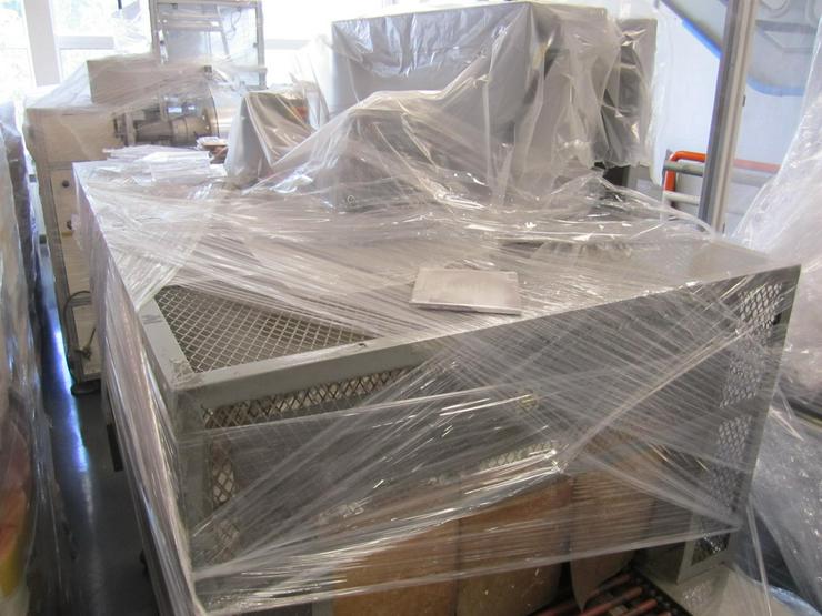 Bild 13: Verpackungsmaschine Folieranlage mit Schrumpftunell