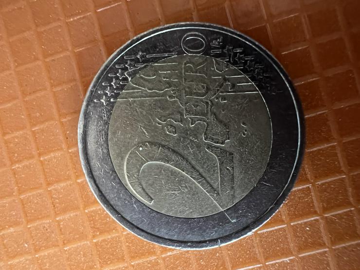 Bild 2: 2 Euro Kursmünze von 1999 aus Finnland