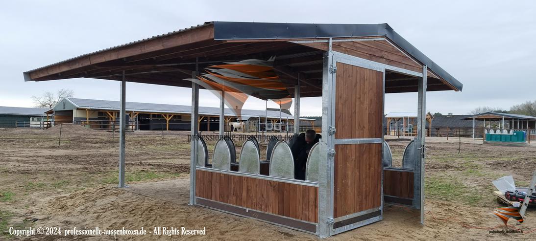 Bild 5: Heuraufe und Futterraufe - Weideraufe und Weidehütte mit Fressgitter | Offenstall