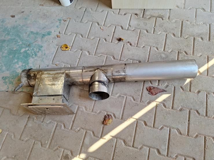 Bild 2: Ofenrohr mit Revisionklappe