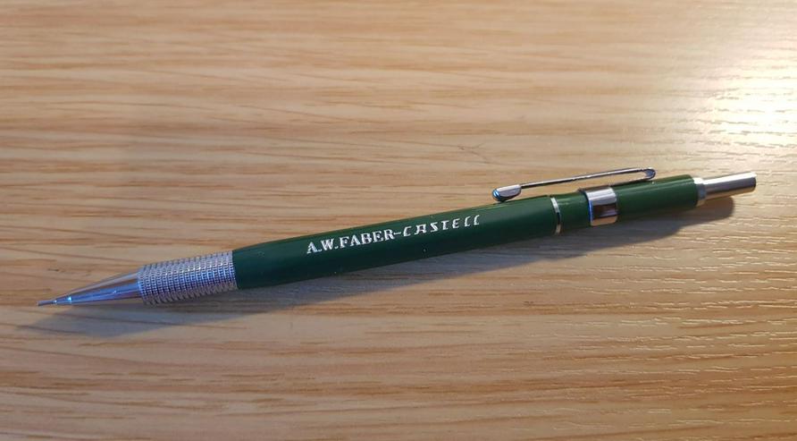 Bild 6: Minenbleistifte: A.W. Faber Castell 1TK 9555 B + 1TK-fine 9705 + 1pentel japan (je30€)