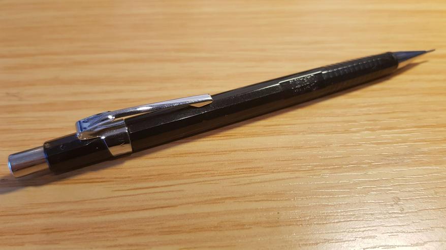 Bild 12: Minenbleistifte: A.W. Faber Castell 1TK 9555 B + 1TK-fine 9705 + 1pentel japan (je30€)