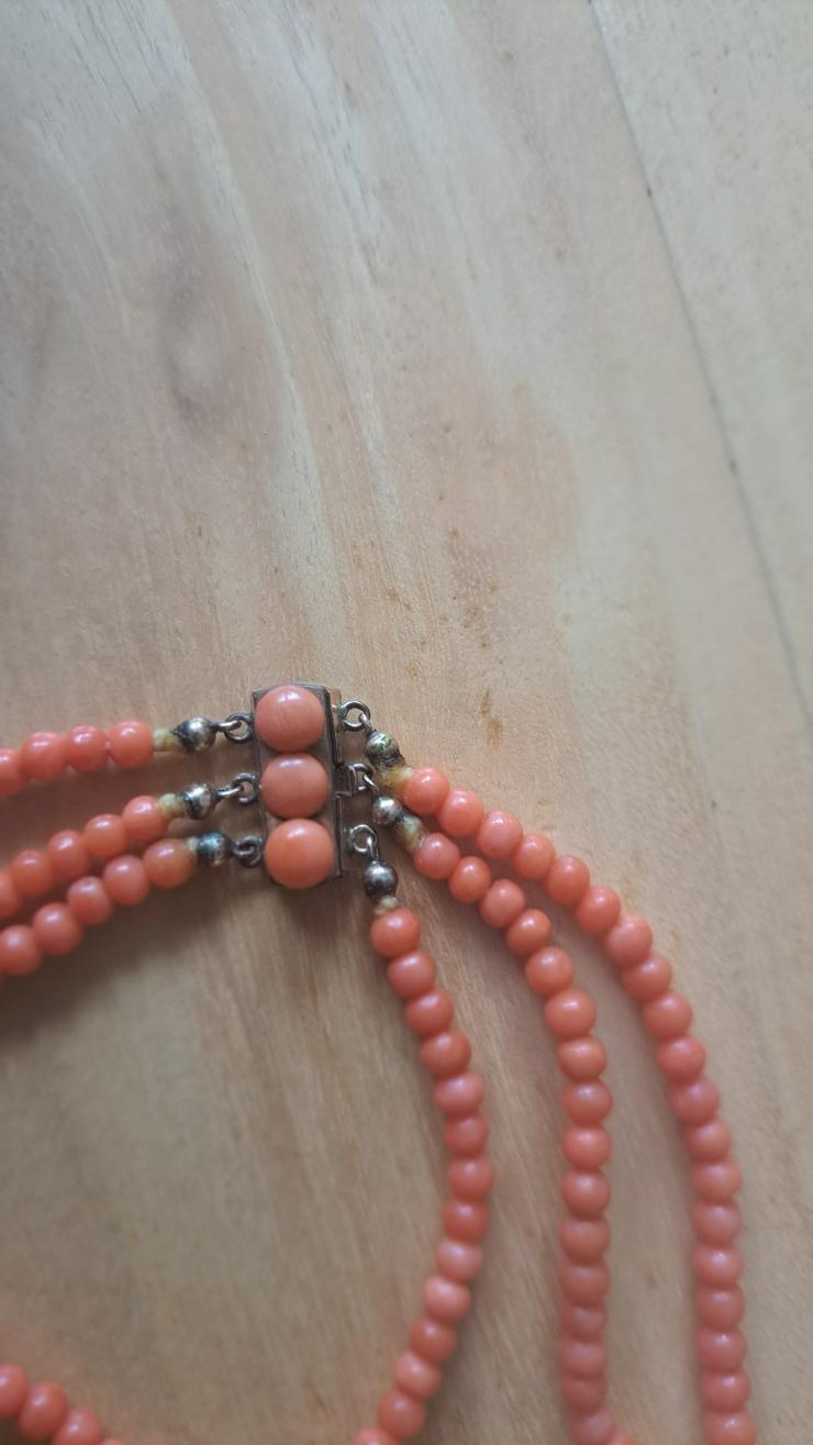 Vintage : Tolle Korallenkette Rote Koralle 3 reihig 50 cm antik