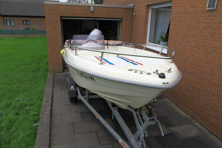 Bild 3: Motorboot – Bowrider Marintek „Laguna 455“