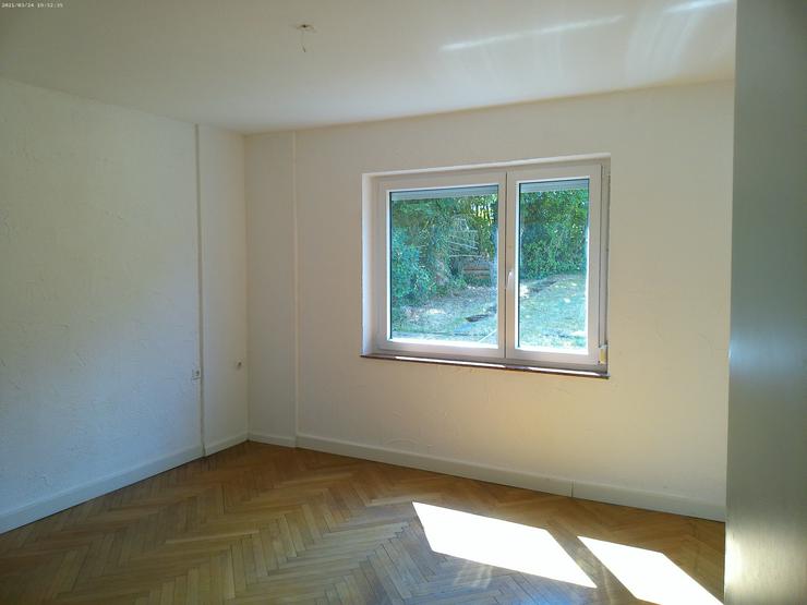 Bild 2: Lichtdurchflutete 3,5 Zimmer Whg. mit Terrasse und Garten