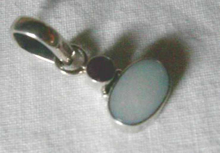 Bild 2: Edelsteinanhänger, 925 Silber mit gefassten Opal und Granat
