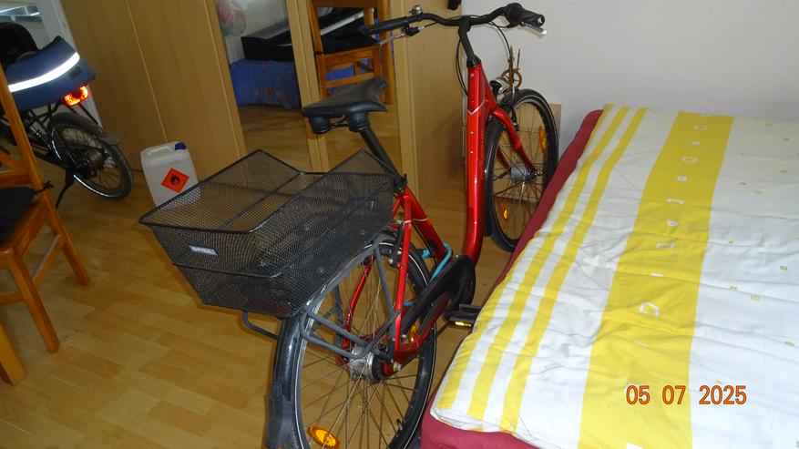 Bild 3: Damenfahrrad / Tiefeinsteiger zu verkaufen