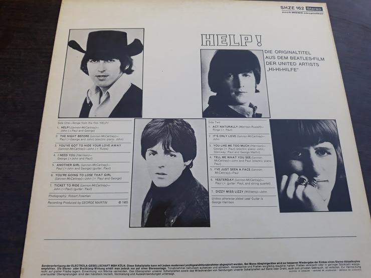 Bild 2: LP von den BEATLES "Help"