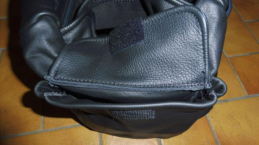 Bild 5: Reise-und Sporttasche schwarz Leder 60x23x24 cm ca 30 l