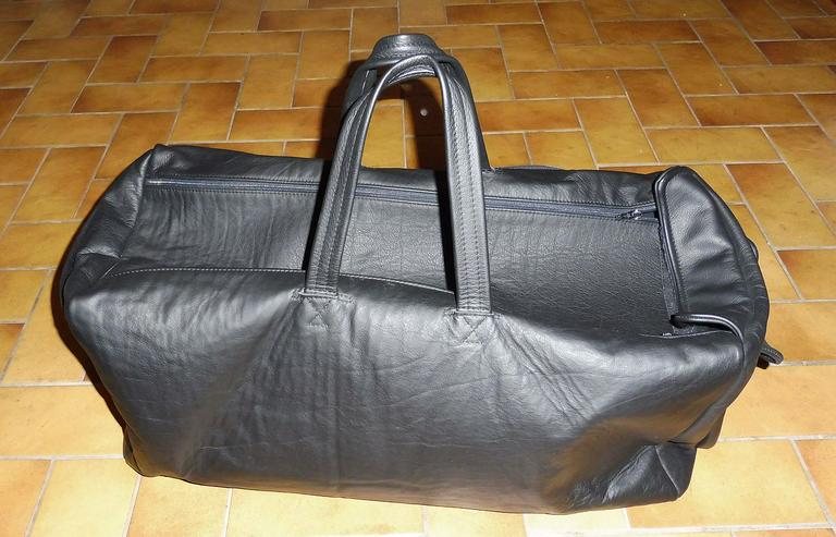 Reise-und Sporttasche schwarz Leder 60x23x24 cm ca 30 l
