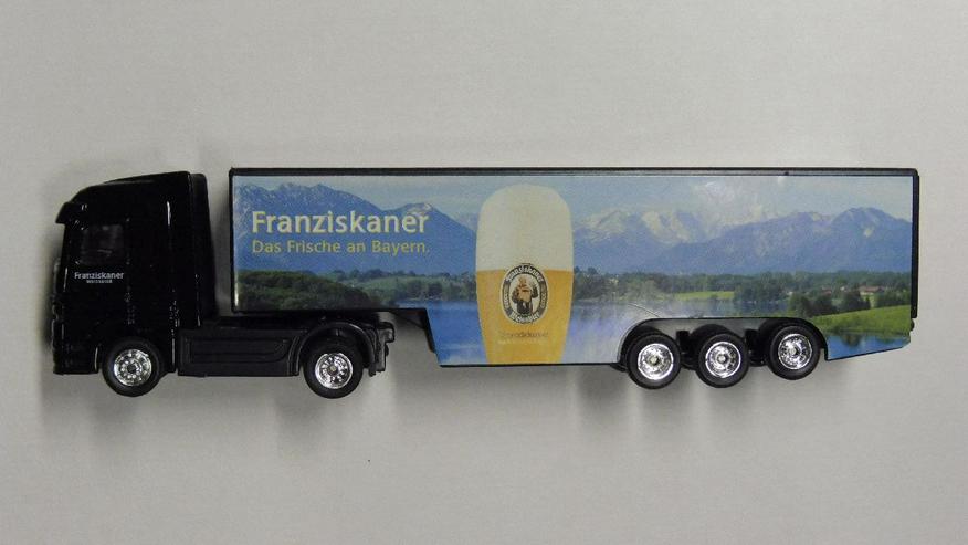 Bild 7: Werbe-Trucks, Bier-Werbung