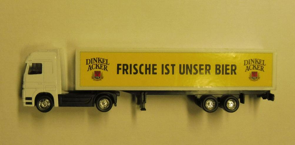 Bild 8: Werbe-Trucks, Bier-Werbung
