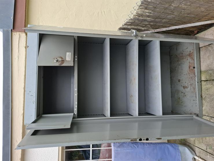 stabiler Blechschrank 196 x 97 x 50 cm 2 x abschließbar