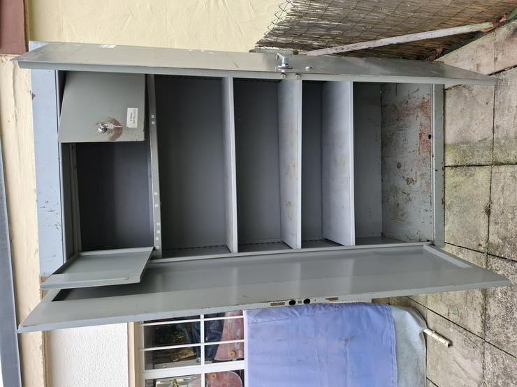Bild 5: stabiler Blechschrank 196 x 97 x 50 cm 2 x abschließbar