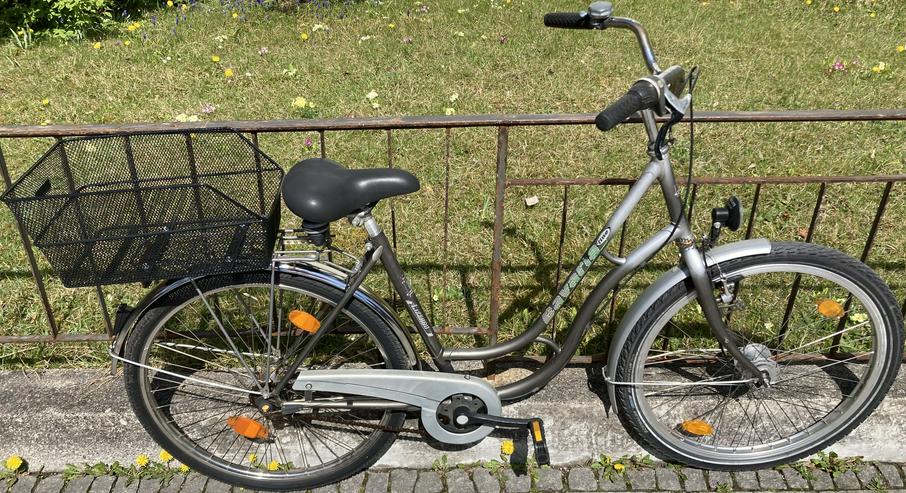 Bild 2: Stadtfahrrad Bavaria Line Lizzard für Damen, 26 Zoll, Nabenschaltung, Nabendynamo, Korb, Beleuchtung