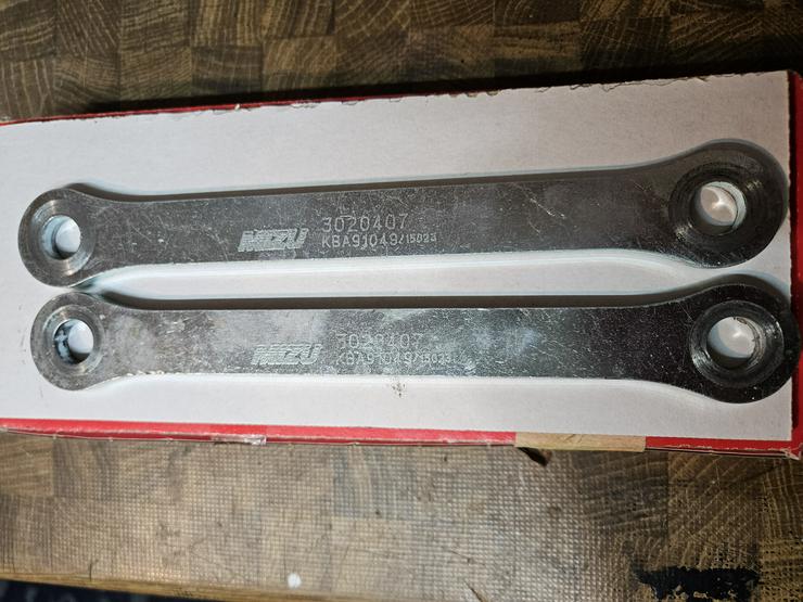 Verk. Tieferlegungssatz f. verschiedene Suzuki GSX Modelle mit ABE, VB 55 €