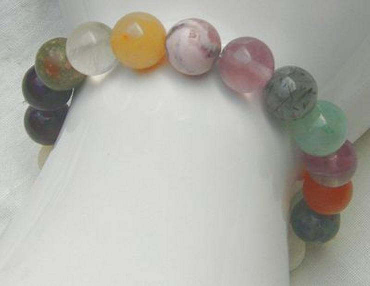 Bild 3: Edelsteinarmband, ein kleiner Edelsteingarten