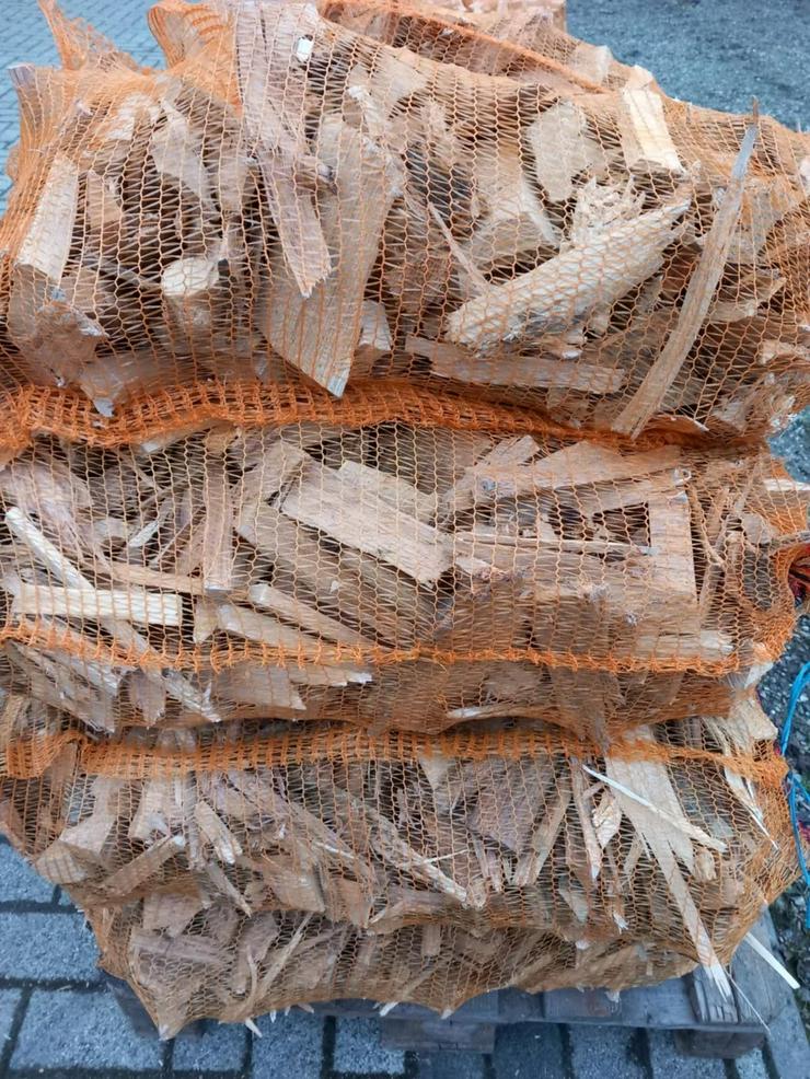 Anzündholz-Mix im Netzsack – Buche, Eiche & Fichte – Trocken und hochwertig - Weitere - Bild 1