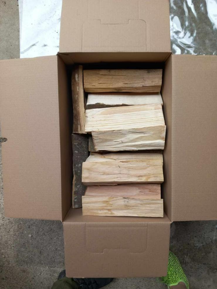 Bild 3: 🔥 Brennholz im Karton – Buche, 18 kg  Nur 17 € pro Karton