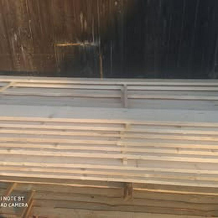 Bild 2: 📏 4 m Länge x 2,5 cm Dicke, 10-20 cm Breite   🪵 38 Stücke / 45 m²   💶 1 m² – 5,50 €