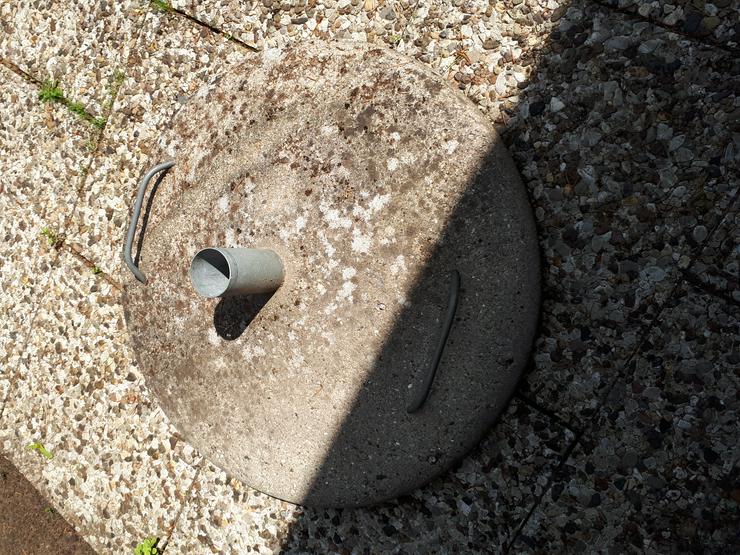 Sonnenschirmständer