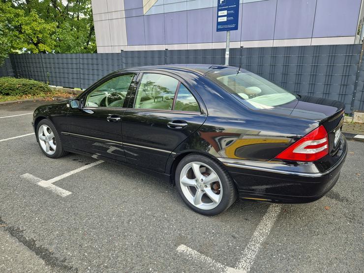 Bild 5: Mercedes-Benz C 280 Limousine  Elegance 7G-Tronic