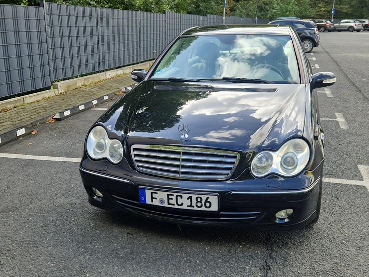 Bild 4: Mercedes-Benz C 280 Limousine  Elegance 7G-Tronic