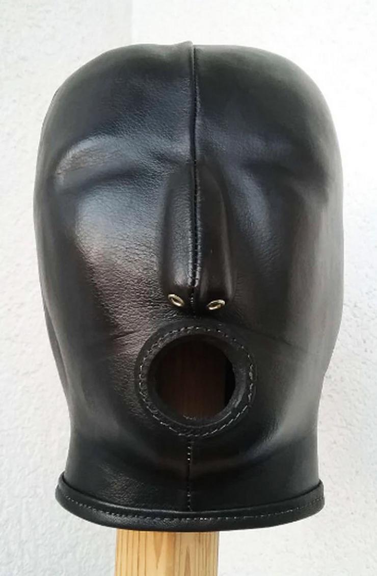 Ledermaske, schwarz, handgefertigt.  Leather Mask, handmade, black, ohne Augen
