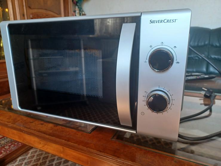SilverCrest Mikrowelle SMW 700 D1