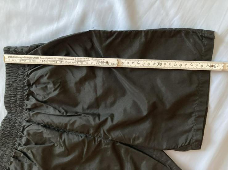 Bild 3: NEU Shorts Sporthose Gr. 146/152 schwarz