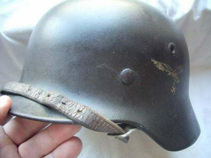 Bild 2: Stahlhelm M40 Luftwaffe aus Wk2 