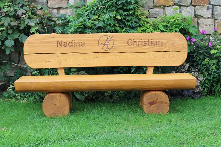 Bild 2: Gartenbank mit Gravur. Hochzeitsgeschenk. Krongartmöbel.