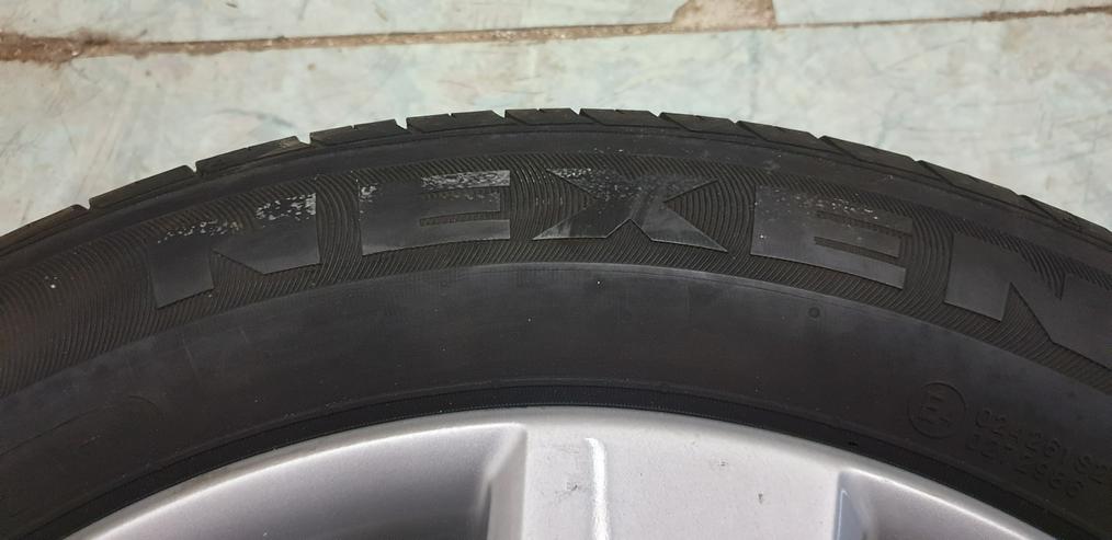 Bild 5: VW Alufelgen mit Sommerreifen und starken 7mm Profiltiefe