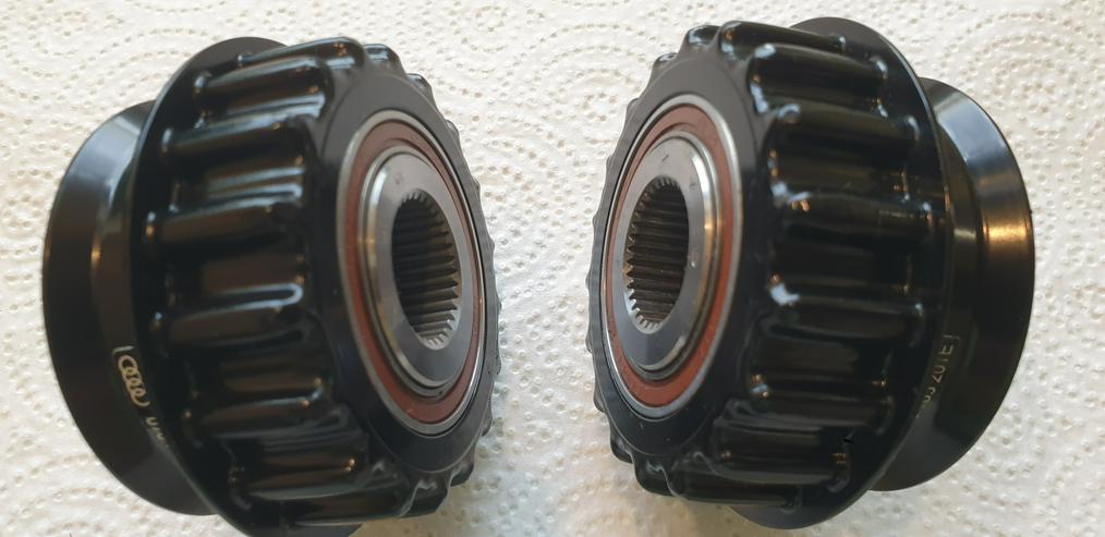 Bild 5: VW T5 2,5L TDI Freiläufe für Generator & Klimakompressor