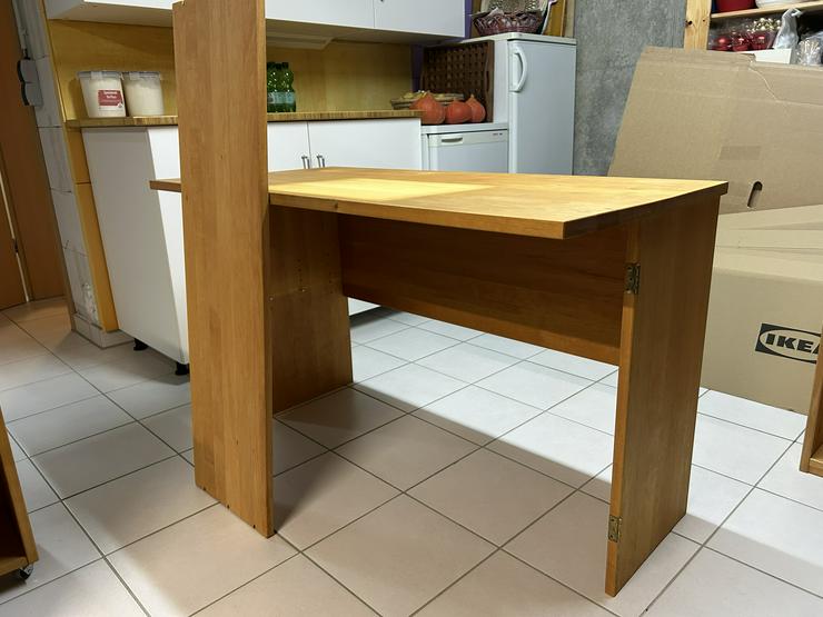 Bild 4: Schreibtisch Erlenholz
