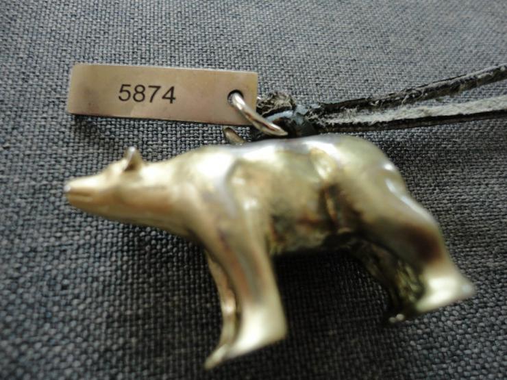 Bild 4: Schlüsselanhänger Goldener Bär " Gut Lärchenhof" massiv, goldfarbig