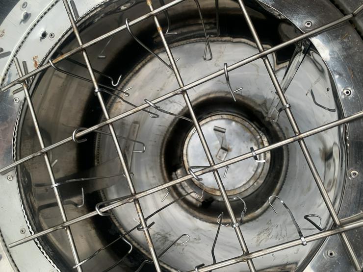 Bild 5: Räucherofen Edelstahl Sonderanfertigung Handarbeit  für ca. 15 Fische wie abgebildet