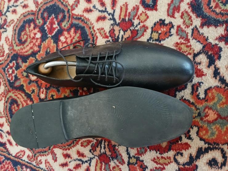 Schwarze Herrenschuhe 43