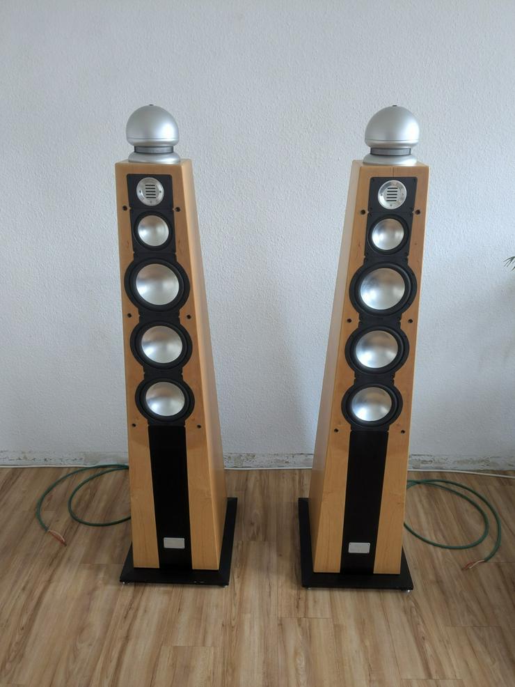 Bild 2: Standlautsprecher Elac Spirit 