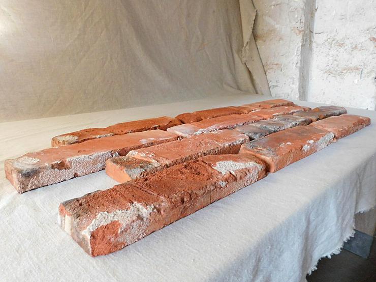 Bild 5: Antik Ziegel Riemchen Backstein Verblender Wand Gestaltung Interieur Design Klinker Landhaus used look shabby chick